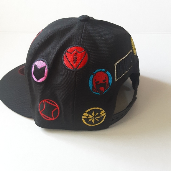 Youth Black Marvel 60th Anniversary Allover Comic Undervisor Snapback Hat - Picture 4 of 7